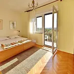 Nera By Interhome