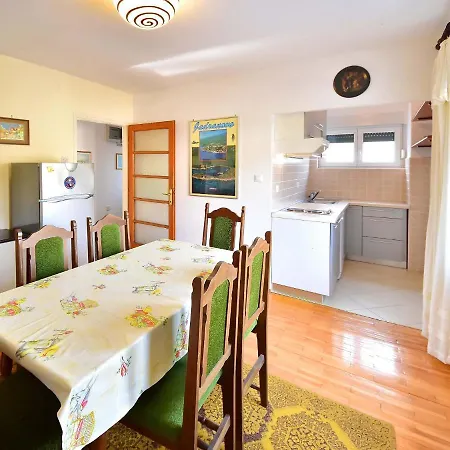 Nera By Interhome Vakantiehuis