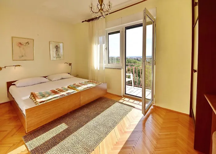 Nera By Interhome